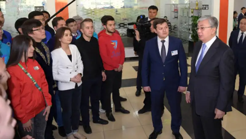 Президент посетил Центр развития молодежных инициатив
