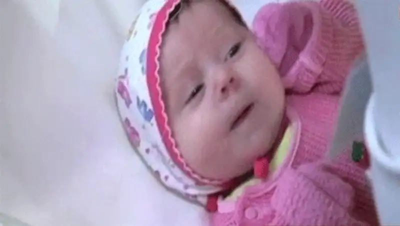 В Экибастузе уже неделю ищут мать двухмесячной малышки, фото - Новости Zakon.kz от 16.11.2013 14:39