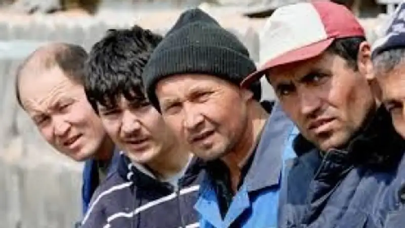 В Алматинской области за два дня наказали 833 нарушителя миграционного законодательства 