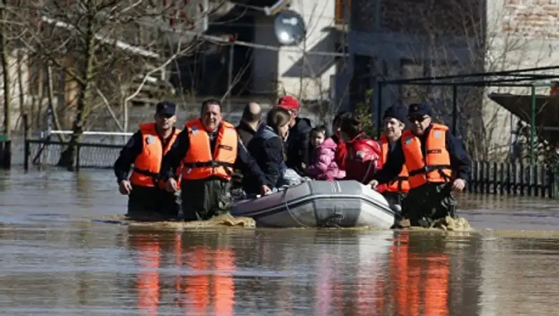 Сербия объявила режим ЧС на территории всей страны из-за наводнений