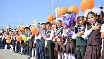 Пресс-служба акима Актюбинской области, фото - Новости Zakon.kz от 31.08.2018 15:46