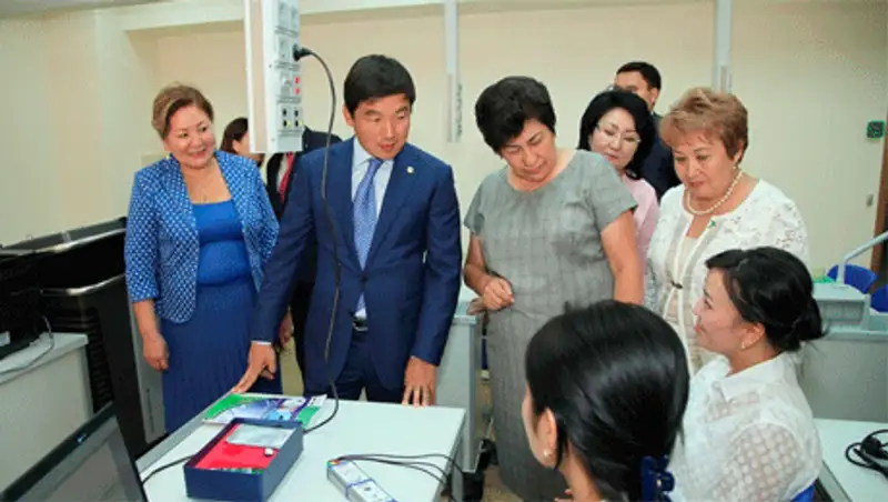 Б.Байбек открыл Назарбаев Интеллектуальную школу в Алматы