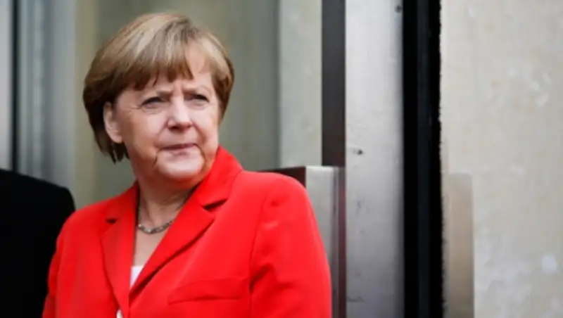 Меркель перечислила главные опасности для мирового сообщества