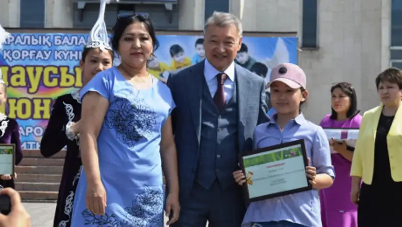 Свыше 7 тысяч детей приняли участие в параде музыкальных оркестров в Семее