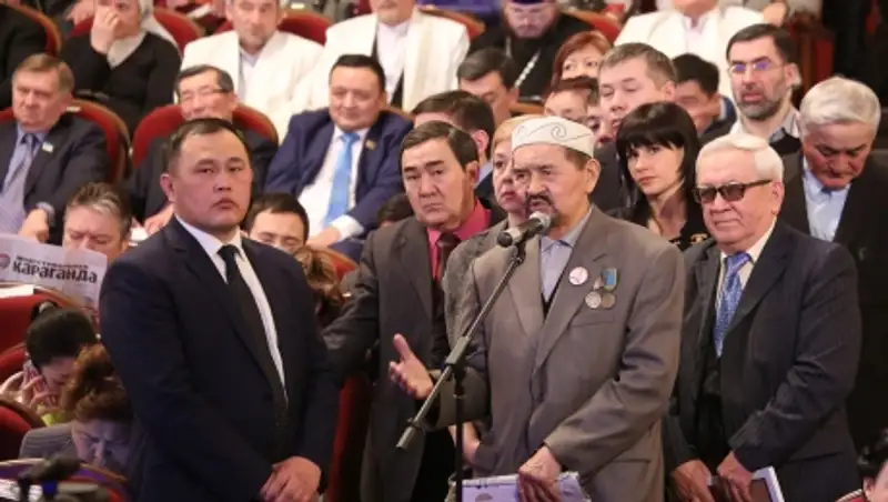 Состоялась отчетная встреча акима Карагандинской области с населением