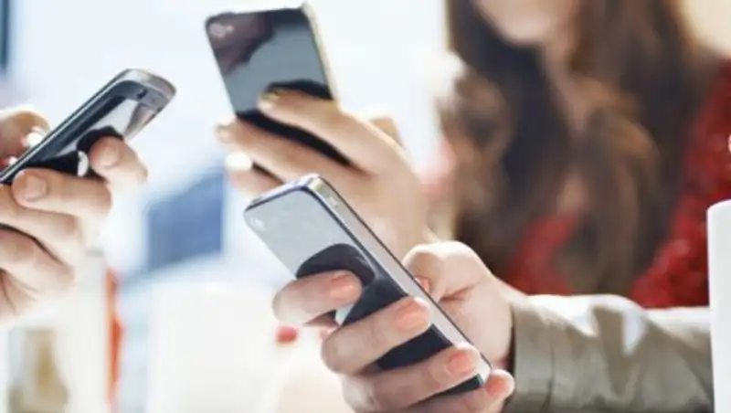 Роуминг на территории стран ЕАЭС могут отменить до 2019 года