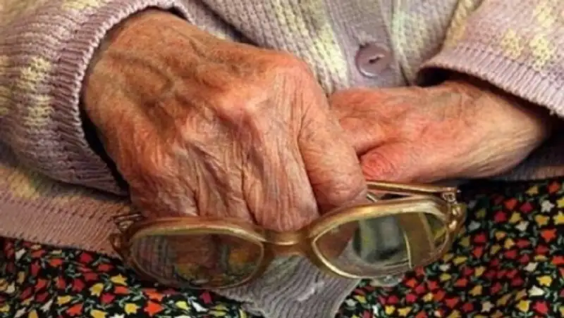 В Актау пенсионерка отдала лжеполицейскому миллион тенге за свободу дочери