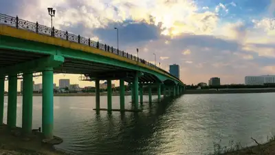 Пять дней искали в реке тело подростка, спрыгнувшего с моста в Атырау 