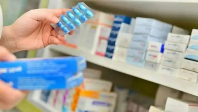 О "подушке безопасности" в случае второй волны коронавируса рассказали в Минздраве