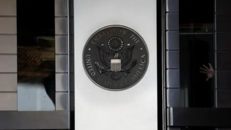 США отзывает дипломатов в Венесуэле