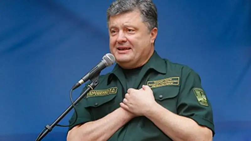 Президент Украины объяснил перегруппировку войск