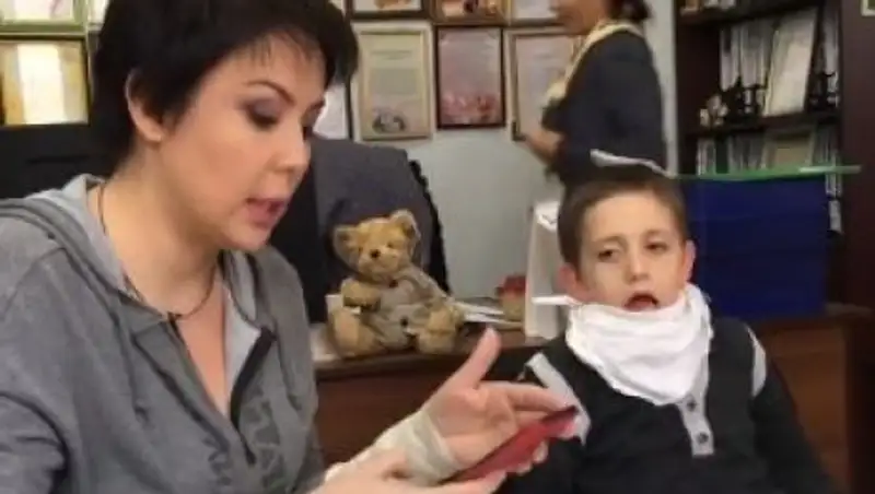 Мальчика с ожогами из Алматинской области отправили на лечение в Сеул