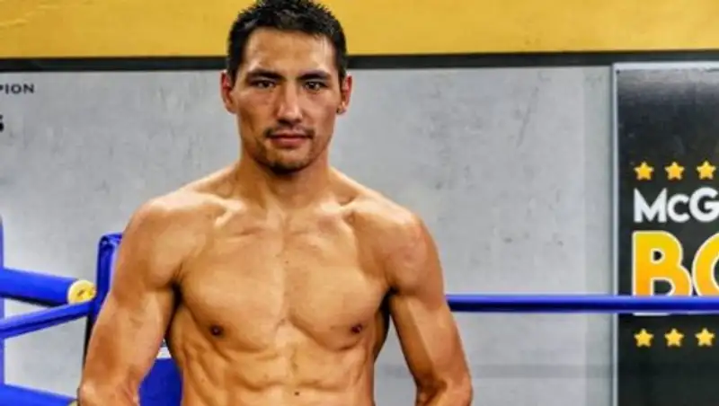 Боксер из Казахстана заявил о своем желании сразиться с Саулем "Канело" Альваресом