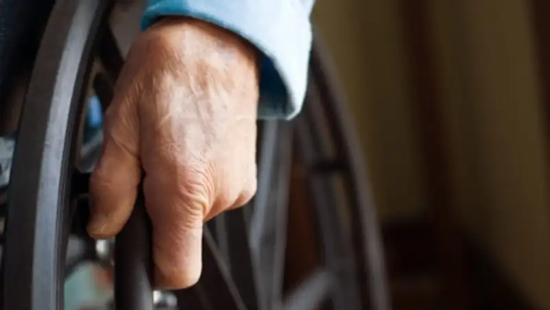 Из-за проблем с документами инвалид три года живет в больнице 