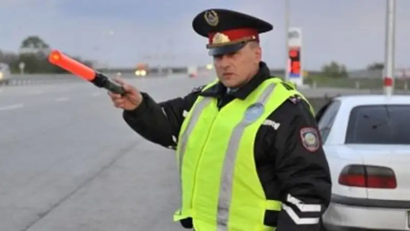 В Казахстане жезлы оставят только для регулировщиков