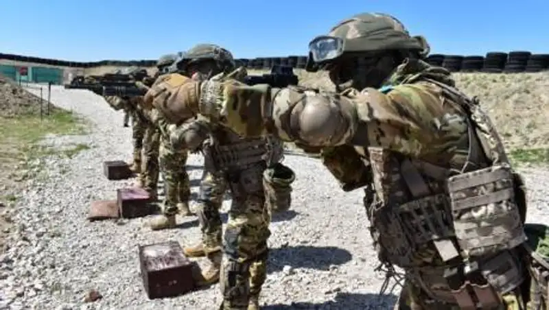 Какие надбавки и выплаты получат казахстанские военнослужащие