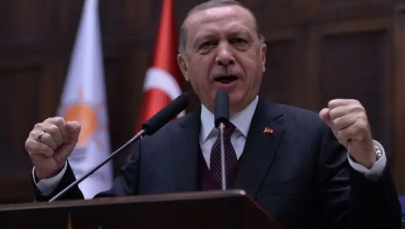 Эрдоган заявил об отступлении сирийского ополчения из Африна