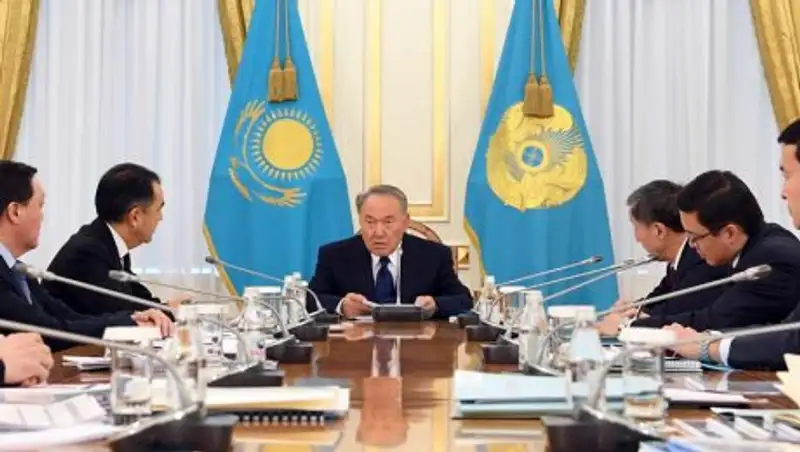 Президент Казахстана провел совещание в Акорде