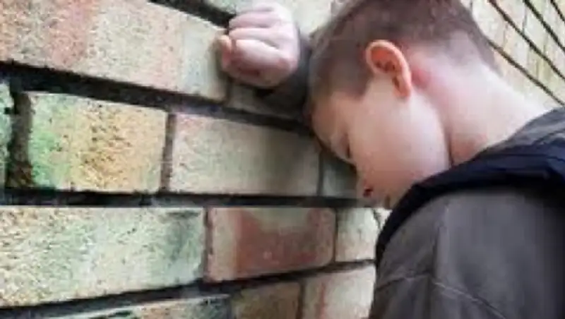 В Шахтинске задержали школьников, которые гуляли по городу пьяными