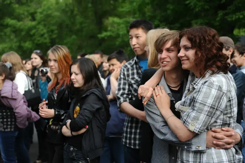 В ВКО Музей изобразительных искусств им. семьи Невзоровых провел акцию «Ночь в музее» (фото), фото - Новости Zakon.kz от 22.05.2012 19:38