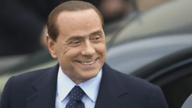 Экс-премьер Италии Сильвио Берлускони решил стать вегетарианцем