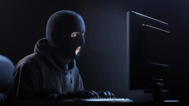 Жители Германии, Франции и Польши пострадали от хакера из Сибири