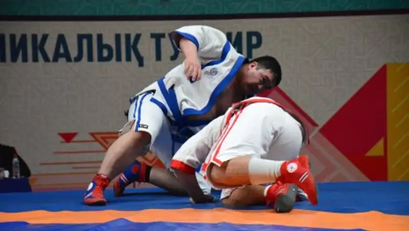 В Атырау завершился открытый республиканский турнир по қазақша күрес