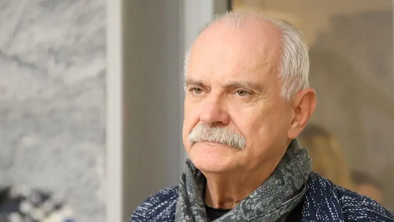 Российского режиссера Никиту Михалкова выписали из больницы