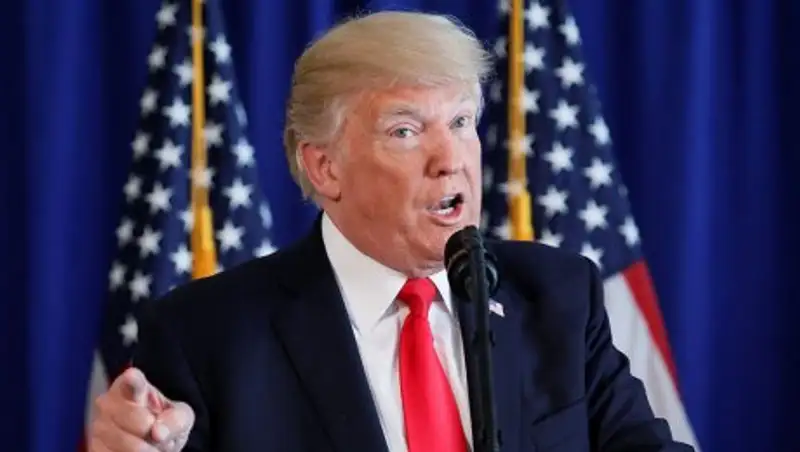 Трамп назвал «предательством» нежелание демократов аплодировать его речи