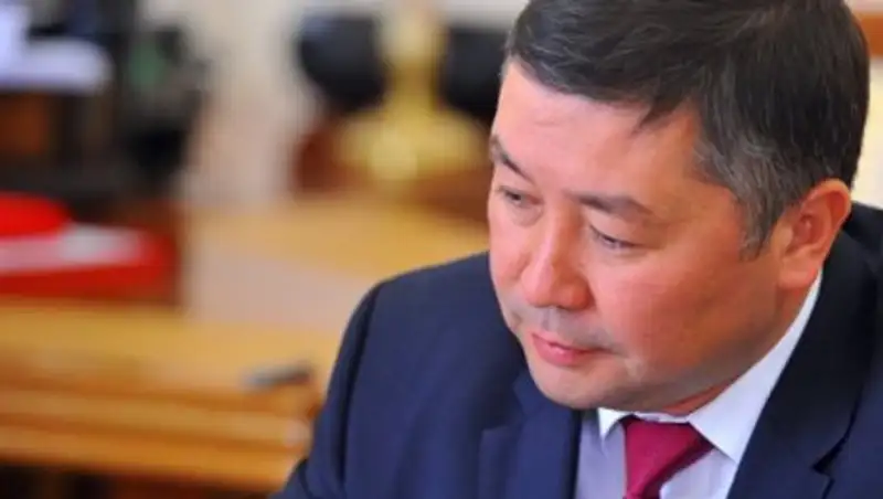 В попытке насильственного захвата власти в Кыргызстане подозревают депутата К.Исаева