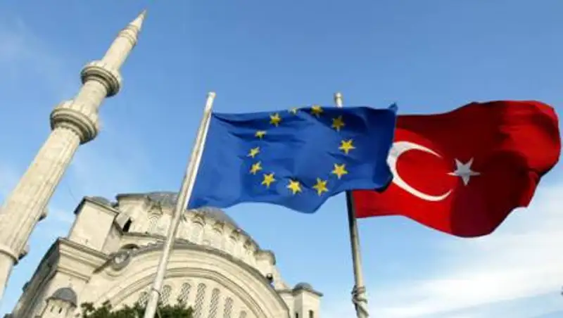 Анкара: ЕС станет глобальной силой лишь после вступления в него Турции