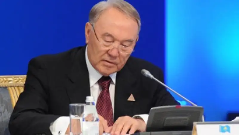 Назарбаев успешно сдал экзамен по госязыку