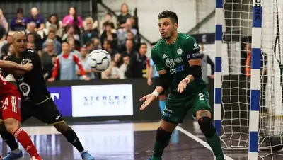 Футзал ЛЧ 2 игра, фото - Новости Zakon.kz от 28.10.2022 10:04