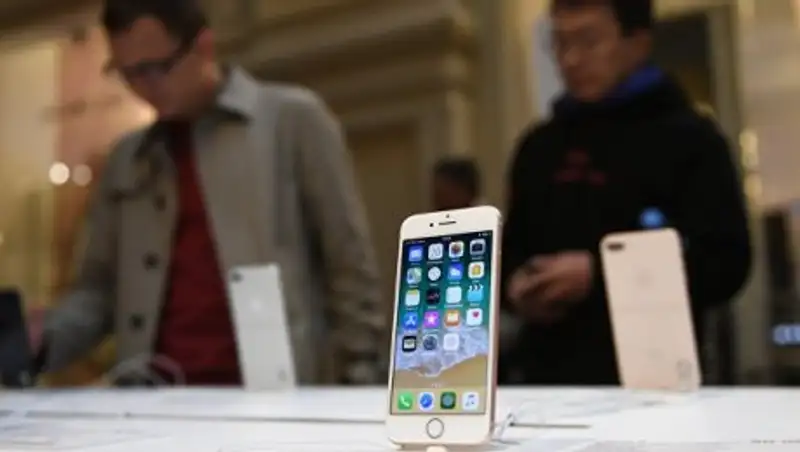 Apple признала дефект iPhone 8