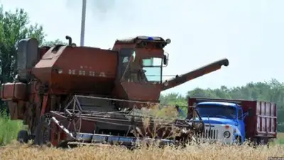 Радио Азаттык, фото - Новости Zakon.kz от 15.06.2018 21:12