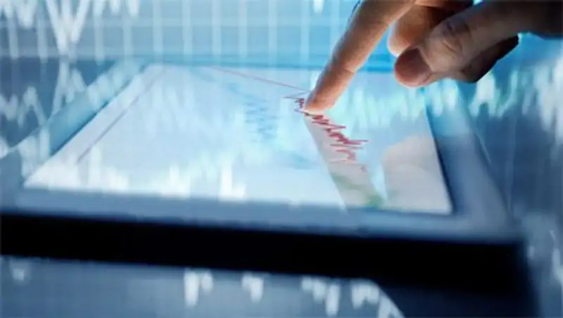 На электронных торгах до 30 человек претендуют на каждый гособъект - Э. Утепов