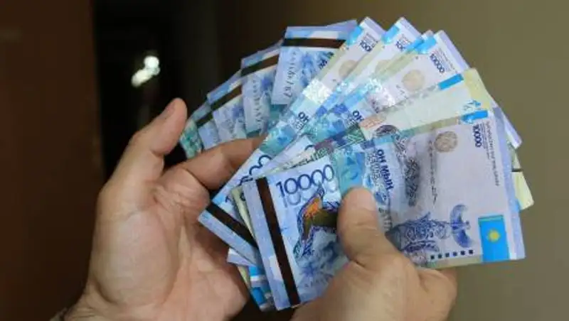 Заработная плата преподавателей вузов повысилась в Казахстане