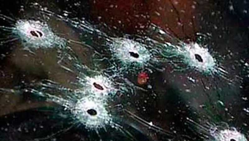 В Темиртау неизвестные расстреляли несколько автомобилей