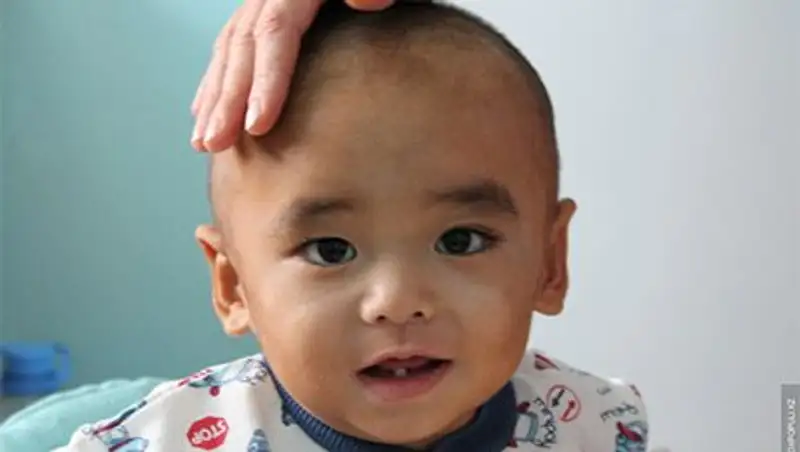 Маленький Бекнур из Актау, похоже, будет жить в детском доме