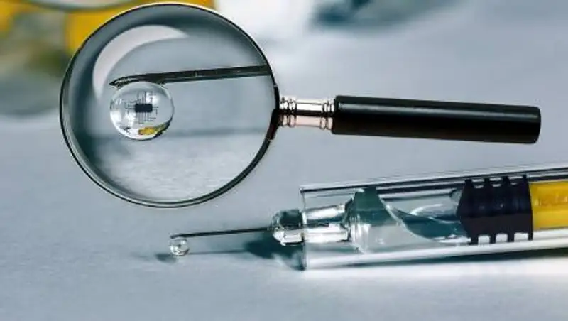 Facebook запретил все фейки о вакцинах