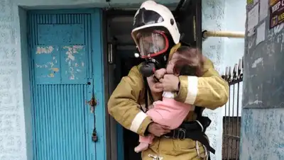 Упал в канал двухлетний, фото - Новости Zakon.kz от 01.05.2022 02:05