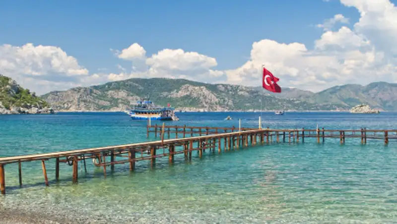 Турция планирует принимать туристов с июня