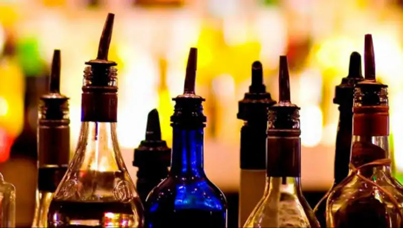 В каких увеселительных заведениях столицы могут запретить алкоголь после 23.00