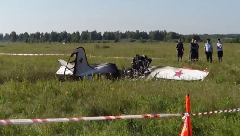 Легкомоторный самолет разбился в Оренбургской области, есть жертвы