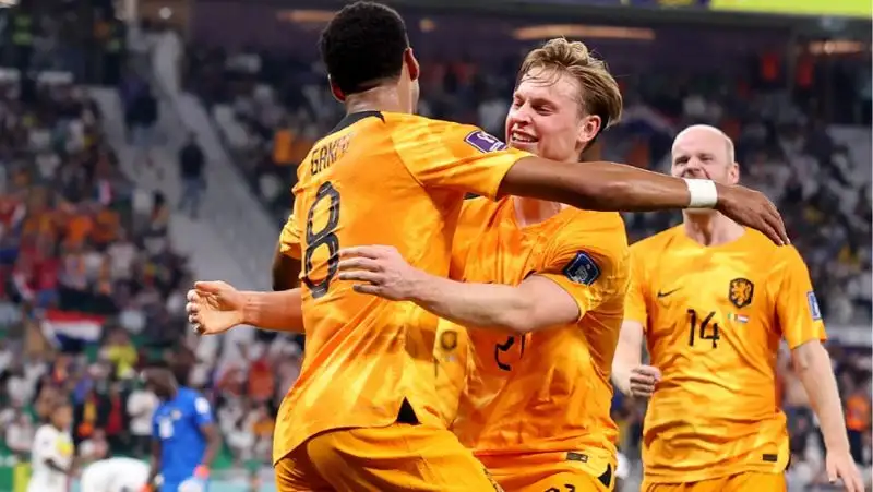 Сборная Нидерландов с трудом одолела сборную Сенегала в матче ЧМ-2022