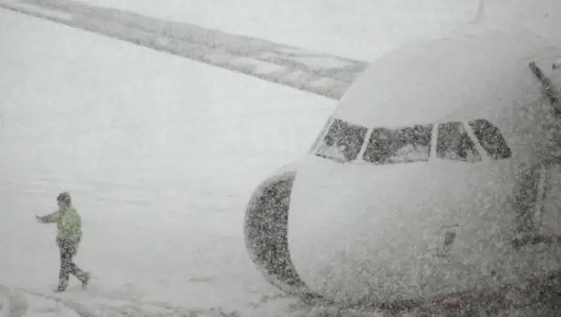 Аэропорт Павлодара закрыт из-за непогоды