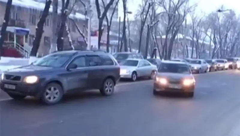 В Алматы процветает общественный контроль за нарушителями ПДД