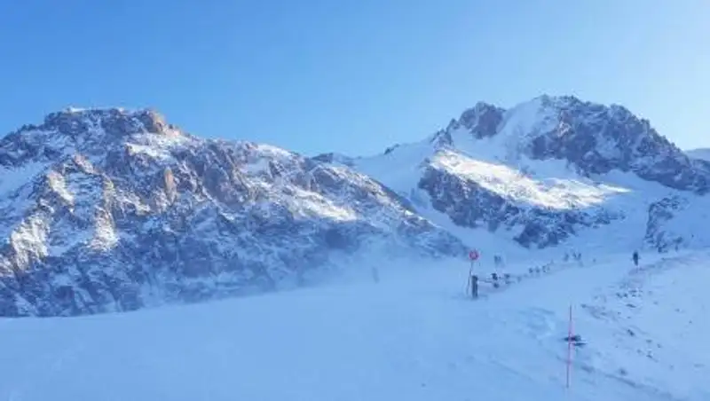 О возможном сходе лавин в горах предупредили алматинцев