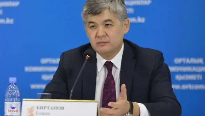 Министр здравоохранения взял под личный контроль борьбу с менингитом