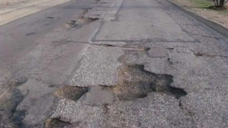 В 2014 году дорожными работами охватят всю дорогу «Алматы - Капшагай» - А.Жумагалиев